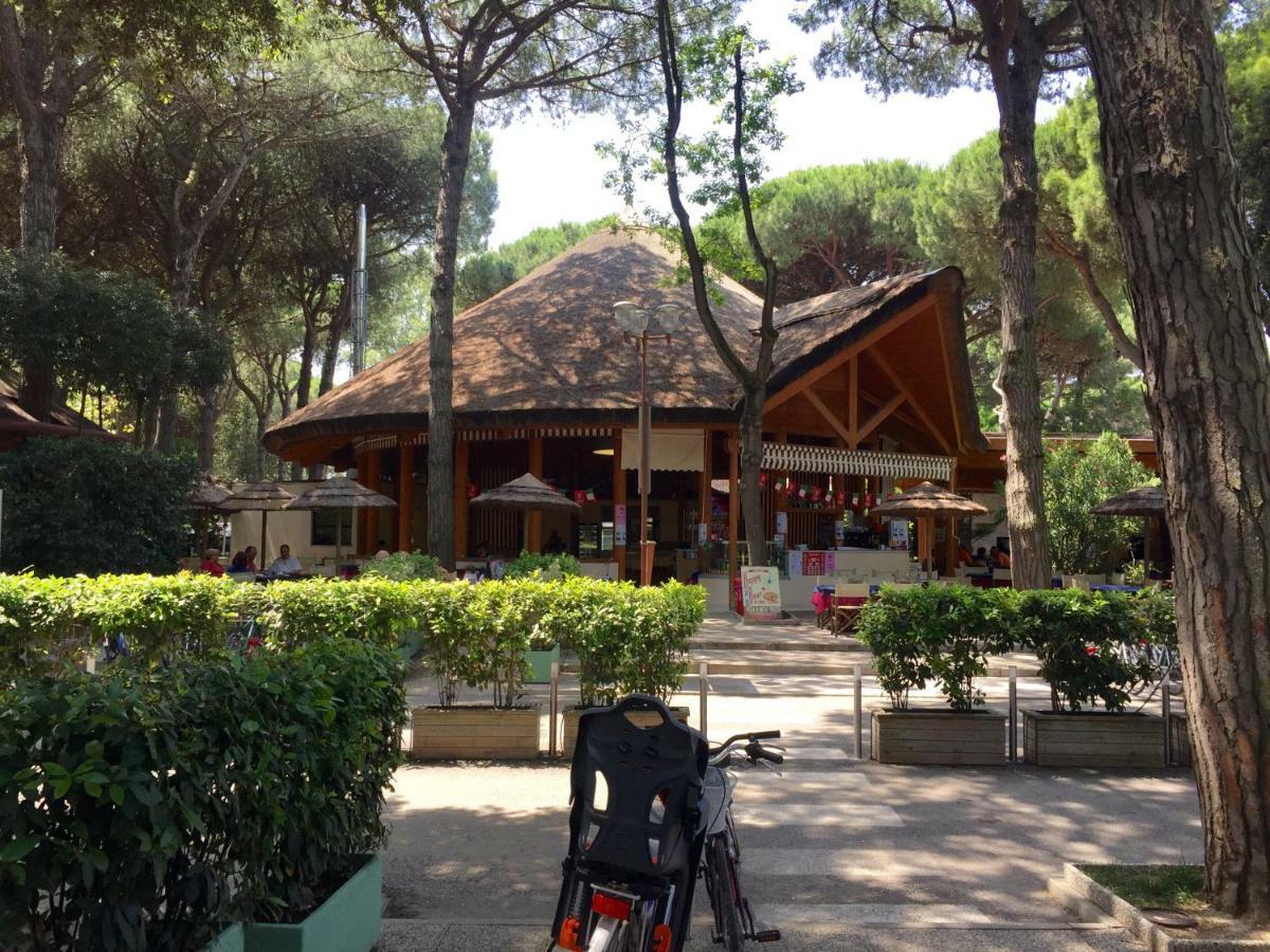 Dena Chalets - Lido Di Spina At The Beach Exterior photo